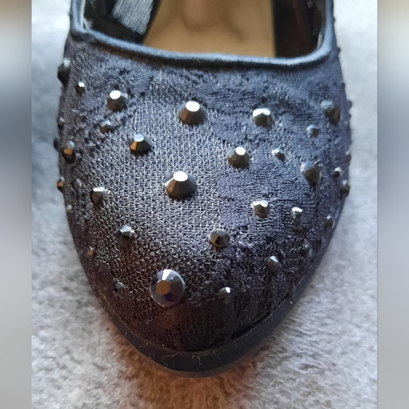 Nine West Rocha Sparkly Lace Overlay Pumps Size 8. Never worn. - Picture 6 of 7